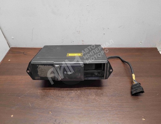 CD-чейнджер Audi A6 C4 (4A) 1994-1997  Audi A6 A6 C4 (4A) 1994-1997