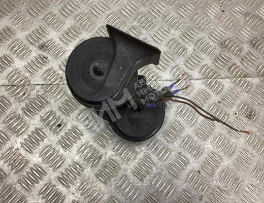 Сигнал (клаксон) Volkswagen Passat B5 (3B) 1996-2000  Volkswagen Passat Passat B5 (3B) 1996-2000