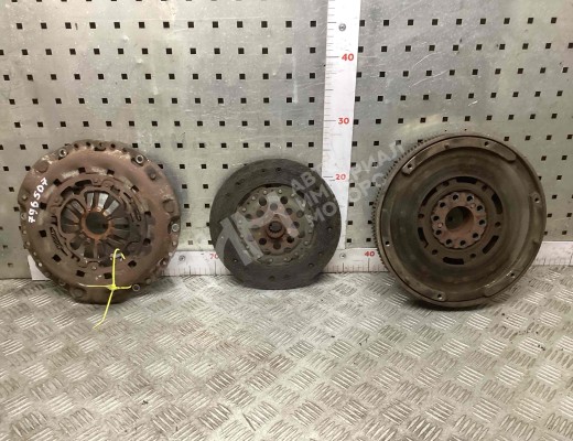 Маховик Opel Vectra C 2002-2005  Opel Vectra Vectra C 2002-2005