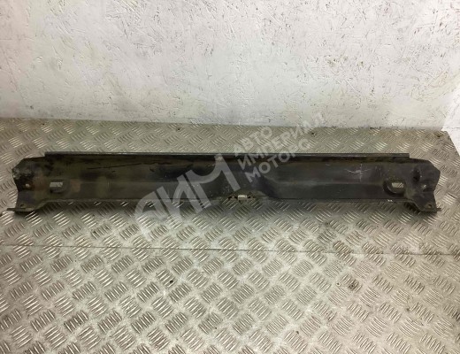 Передняя панель крепления облицовки (телевизор) Volkswagen Transporter T4 (7D) 1990-1997  Volkswagen Transporter Transporter T4 (7D) 1990-1997
