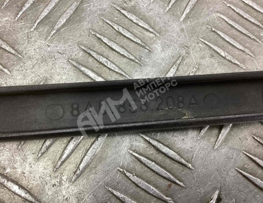 Ус под фару правый Audi 80 B4 (8C) 1991-1995  Audi 80 80 B4 (8C) 1991-1995