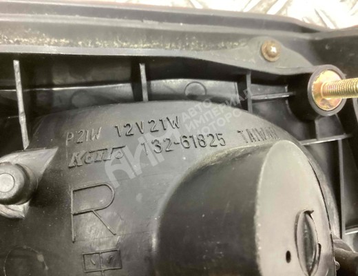 Фонарь крышки багажника правый Mazda 626 V (GF/GW) 1997-2002  Mazda 626 626 V (GF/GW) 1997-2002