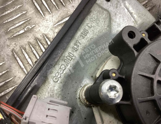 Стеклоподъемник передний правый Audi A4 B5 (8D) 1994-1999  Audi A4 A4 B5 (8D) 1994-1999