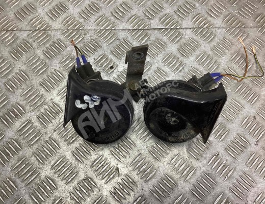 Сигнал (клаксон) Audi A6 C5 (4B) 1997-2001  Audi A6 A6 C5 (4B) 1997-2001