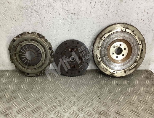 Комплект сцепления Opel Astra H 2004-2007  Opel Astra Astra H 2004-2007