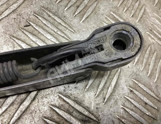 Щеткодержатель задний Ford Focus II 2005-2008  Ford Focus Focus II 2005-2008