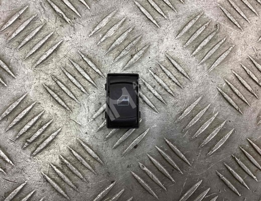 Кнопка стеклоподъемника переднего правого Volkswagen Passat B5 (3B) 1996-2000  Volkswagen Passat Passat B5 (3B) 1996-2000
