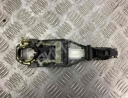 Ручка наружная передняя правая Volkswagen Passat B5 (3B) 1996-2000  Volkswagen Passat Passat B5 (3B) 1996-2000