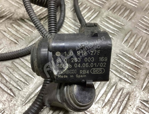 Датчик парктроника Volkswagen Touareg I (7L) 2002-2006  Volkswagen Touareg Touareg I (7L) 2002-2006