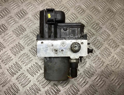 Блок ABS Volkswagen Passat B5+ (3B) 2000-2005 рестайлинг  Volkswagen Passat Passat B5+ (3B) 2000-2005 рестайлинг