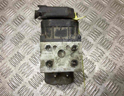 Блок ABS Volkswagen Passat B5 (3B) 1996-2000  Volkswagen Passat Passat B5 (3B) 1996-2000