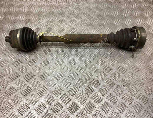 Полуось передняя левая (приводной вал, ШРУС) Volkswagen Passat B5 (3B) 1996-2000  Volkswagen Passat Passat B5 (3B) 1996-2000