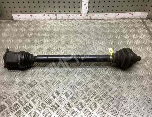 Полуось передняя правая (приводной вал, ШРУС) Volkswagen Touran I (1T) 2003-2006  Volkswagen Touran Touran I (1T) 2003-2006