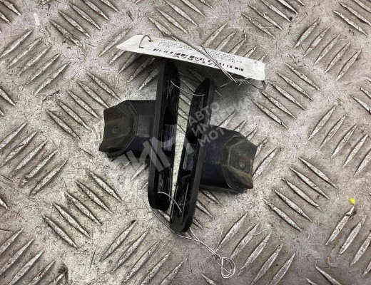 Направляющая крышки багажника Volkswagen Caddy III (2K) 2010-2015 рестайлинг  Volkswagen Caddy Caddy III (2K) 2010-2015 рестайлинг