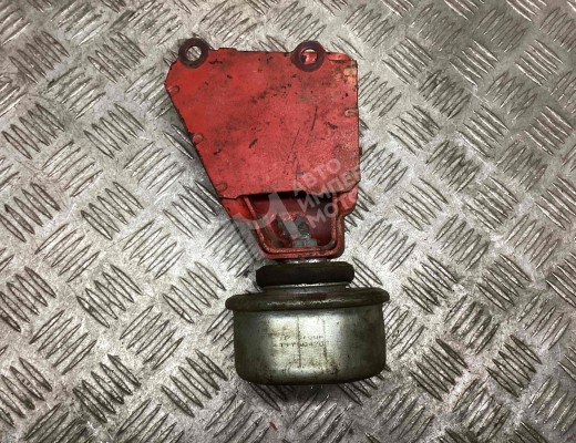 Подушка крепления КПП Volkswagen Transporter T4 (7D) 1990-1997  Volkswagen Transporter Transporter T4 (7D) 1990-1997