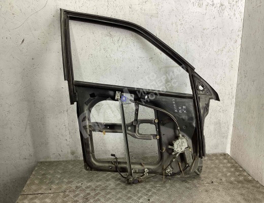 Стеклоподъемник передний правый  Audi 100 C3 1982-1991