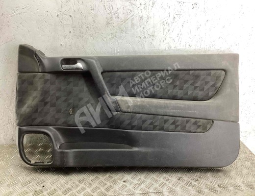 Обшивка двери передней правой (дверная карта) Opel Astra G 1998-2004  Opel Astra Astra G 1998-2004