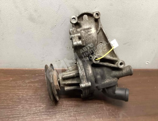 Помпа Volkswagen Passat B5 (3B) 1996-2000  Volkswagen Passat Passat B5 (3B) 1996-2000