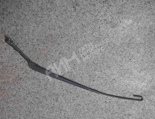 Щеткодержатель (поводок стеклоочистителя, дворник) Audi A6 C5 (4B) 1997-2001  Audi A6 A6 C5 (4B) 1997-2001