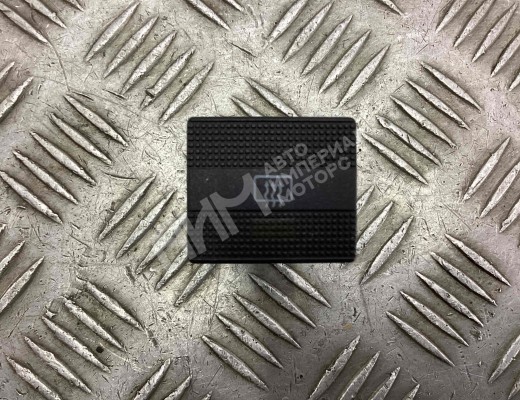 Кнопка подогрева заднего стекла Volkswagen Golf III (1H) 1991-1997  Volkswagen Golf Golf III (1H) 1991-1997