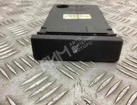 Подстаканник  Volkswagen Sharan I (7M) 2003-2010 2-й рестайлинг