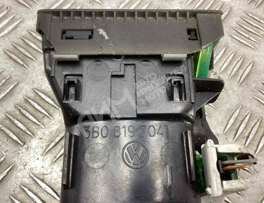 Дефлектор обдува салона Volkswagen Passat B5+ (3B) 2000-2005 рестайлинг  Volkswagen Passat Passat B5+ (3B) 2000-2005 рестайлинг