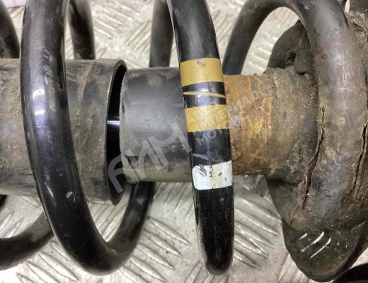 Стойка передняя правая Audi A6 C5 (4B) 1997-2001  Audi A6 A6 C5 (4B) 1997-2001