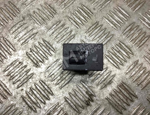 Кнопка подогрева сидений Volkswagen Touareg I (7L) 2002-2006  Volkswagen Touareg Touareg I (7L) 2002-2006