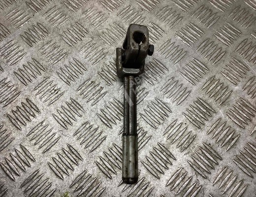 Рулевой карданчик Volkswagen Golf IV (1J) 1997-2004  Volkswagen Golf Golf IV (1J) 1997-2004