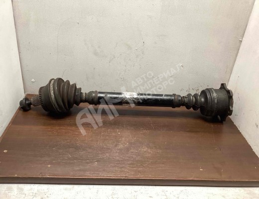 Полуось передняя левая (приводной вал, ШРУС) Audi A6 C5 (4B) 2001-2004 рестайлинг  Audi A6 A6 C5 (4B) 2001-2004 рестайлинг