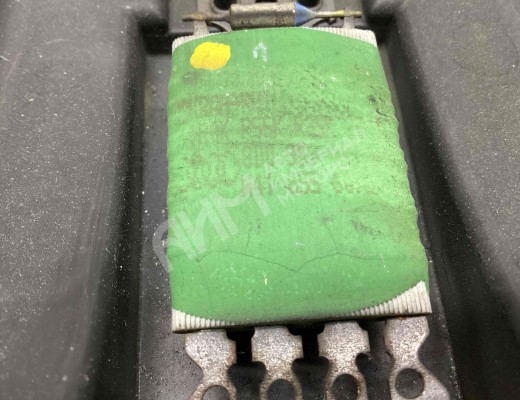 Сопротивление печки Audi A4 B5 (8D) 1999-2001 рестайлинг  Audi A4 A4 B5 (8D) 1999-2001 рестайлинг