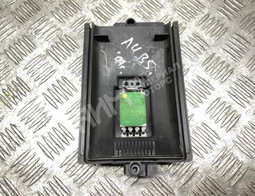 Сопротивление печки Audi A4 B5 (8D) 1999-2001 рестайлинг  Audi A4 A4 B5 (8D) 1999-2001 рестайлинг