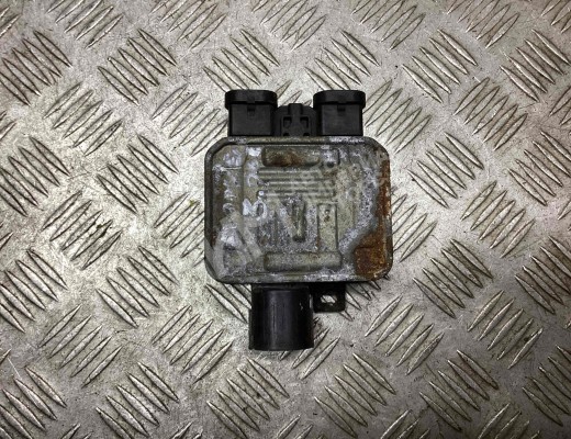 Блок управления вентилятором радиатора Ford Mondeo III 2003-2007 рестайлинг  Ford Mondeo Mondeo III 2003-2007 рестайлинг