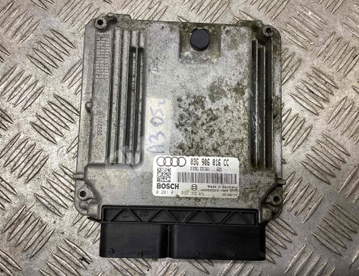 Блок управления двигателем Audi A3 II (8P) 2003-2005  Audi A3 A3 II (8P) 2003-2005