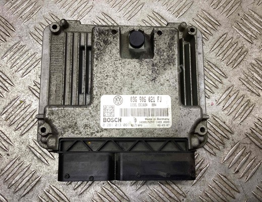 Блок управления двигателем Volkswagen Golf+ V (5M) 2005-2014  Volkswagen Golf Plus Golf+ V (5M) 2005-2014