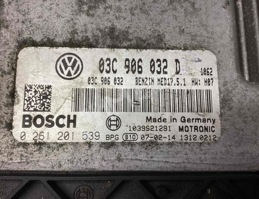 Блок управления двигателем Volkswagen Golf+ V (5M) 2005-2014  Volkswagen Golf Plus Golf+ V (5M) 2005-2014