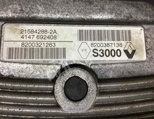Блок управления двигателем Renault Megane II 2002-2006  Renault Megane Megane II 2002-2006
