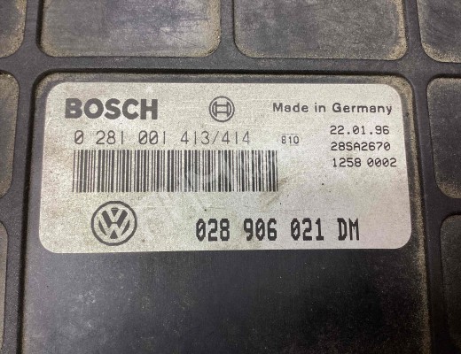 Блок управления двигателем Volkswagen Passat B4 (3A) 1993-1997  Volkswagen Passat Passat B4 (3A) 1993-1997