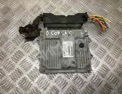 Блок управления двигателем Opel Corsa C 2003-2006 рестайлинг  Opel Corsa Corsa C 2003-2006 рестайлинг