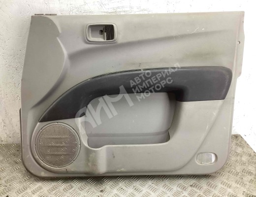 Обшивка двери передней правой (дверная карта)  Mitsubishi L200 IV (KA/KB) 2006-2016