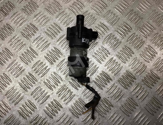 Насос антифриза дополнительный Mercedes C (W203) 2004-2007 рестайлинг  Mercedes C C (W203) 2004-2007 рестайлинг
