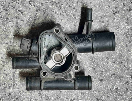 Корпус термостата Renault Scenic I (JA) 1999-2003 рестайлинг  Renault Scenic Scenic I (JA) 1999-2003 рестайлинг