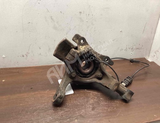 Ступица передняя правая Opel Astra H 2004-2007  Opel Astra Astra H 2004-2007