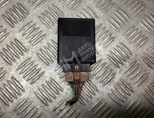 Реле поворотов Mercedes Vario (W670) 1996-2013  Mercedes Vario Vario (W670) 1996-2013