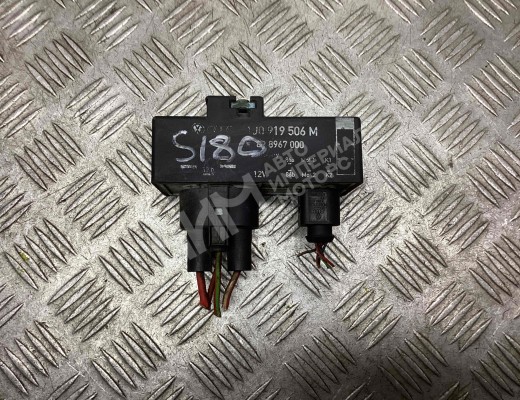 Реле вентилятора Seat Ibiza III (6L) 2002-2008  Seat Ibiza Ibiza III (6L) 2002-2008