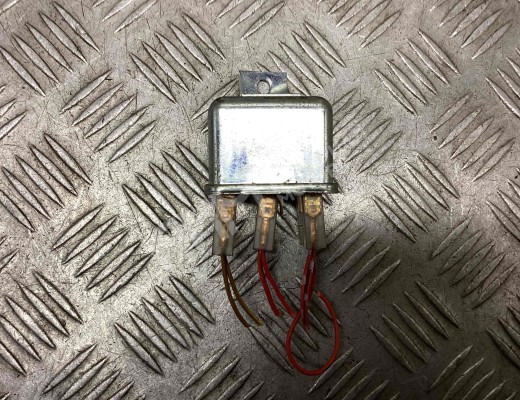 Реле поворотов Mercedes Vario (W670) 1996-2013  Mercedes Vario Vario (W670) 1996-2013