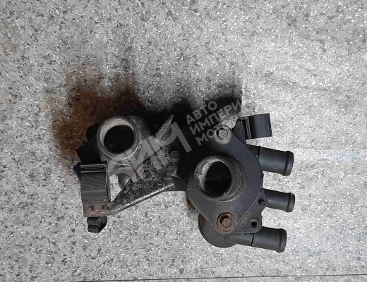 Корпус термостата Volkswagen Golf IV (1J) 1997-2004  Volkswagen Golf Golf IV (1J) 1997-2004