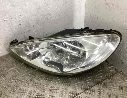 Фара левая Peugeot 206 (2A/2E) 1998-2003  Peugeot 206 206 (2A/2E) 1998-2003