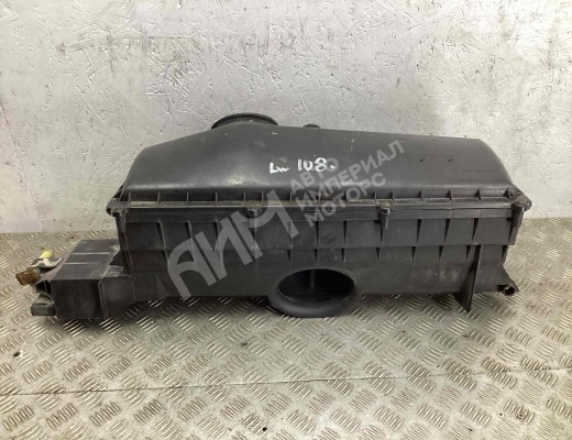 Корпус воздушного фильтра Mercedes Vario (W670) 1996-2013  Mercedes Vario Vario (W670) 1996-2013