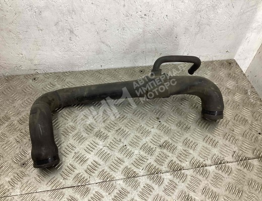 Патрубок радиатора Mercedes Vario (W670) 1996-2013  Mercedes Vario Vario (W670) 1996-2013